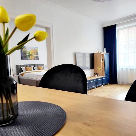 Sboldtown By Holztreppe Apartman Brassó Kültér fotó