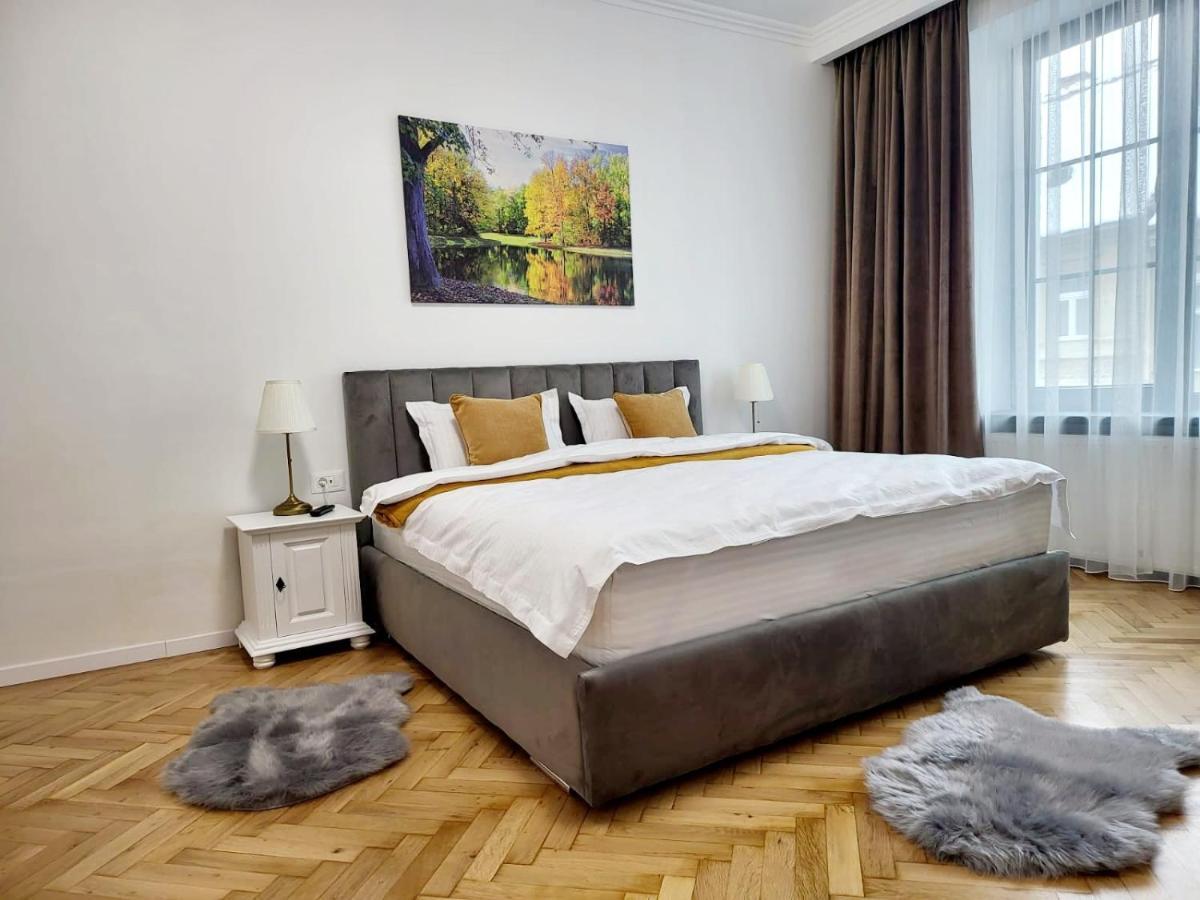 Sboldtown By Holztreppe Apartman Brassó Kültér fotó